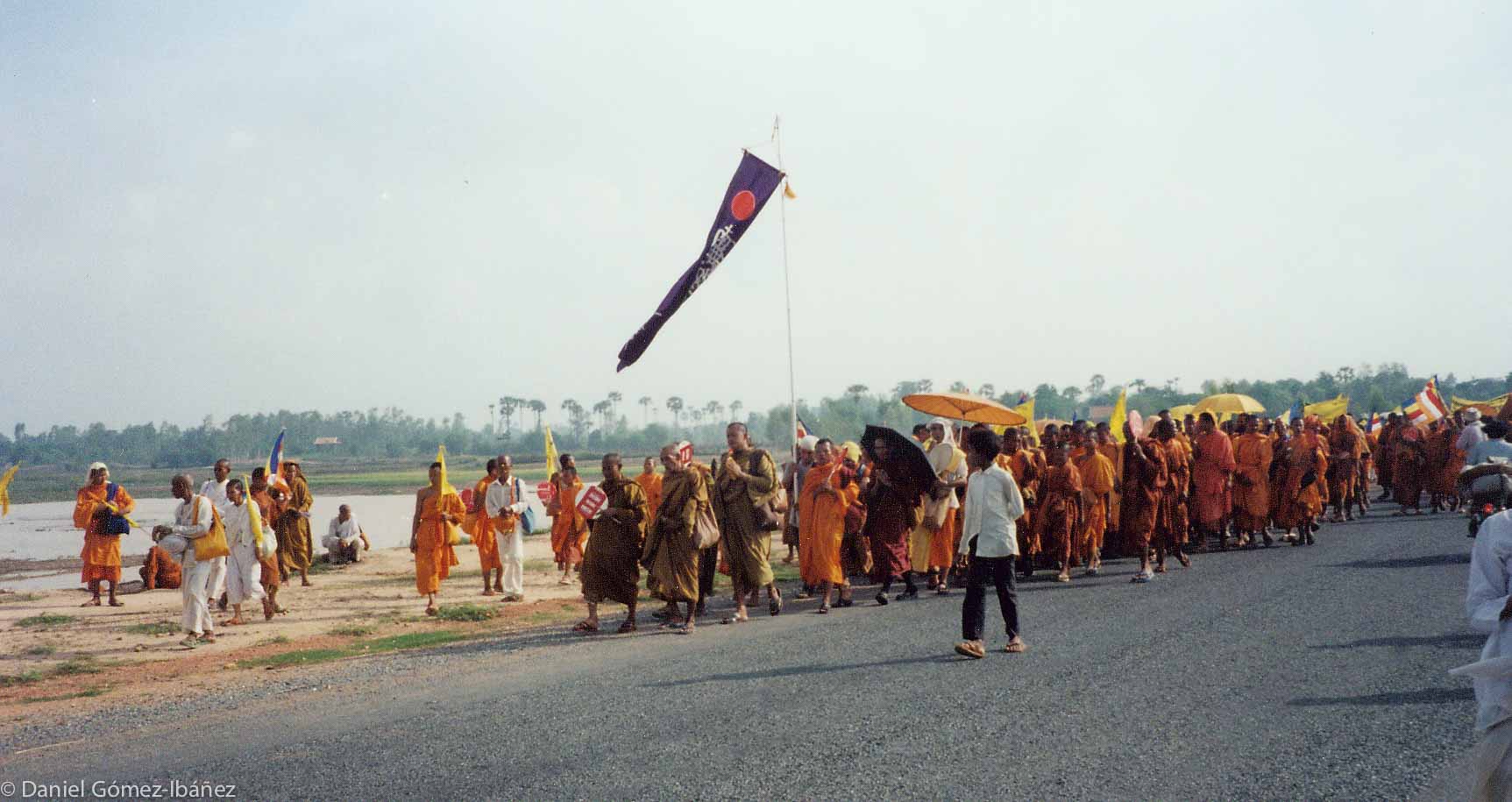 The Cambodian monks in saffron and nuns in white were joined by four Zen monks (darker robes) from Japan for the month-long peace walk in May, 1996.